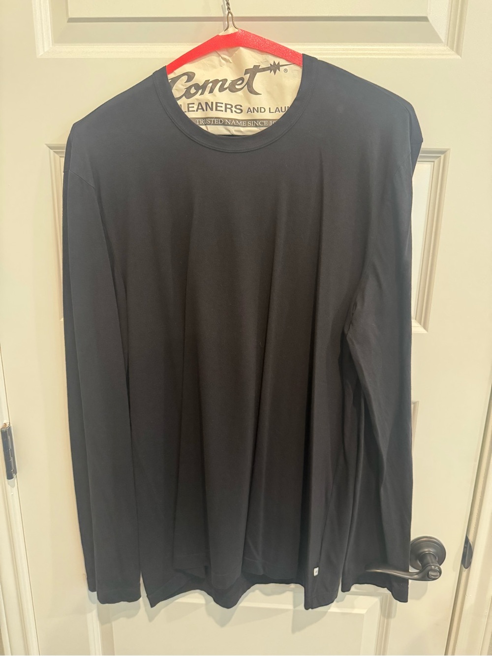 James Perse Men's Long-Sleeve Crew in Black